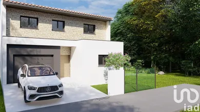 House at Pia (66380)