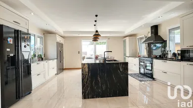 Domaine à Autun (71400)