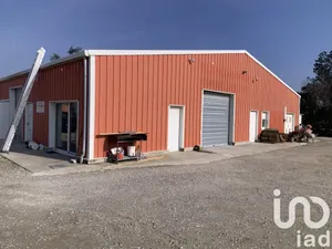Immeuble à Mours-Saint-Eusèbe (26540)