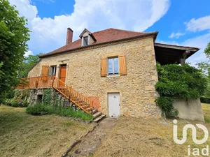 Traditional house at Autoire (46400)