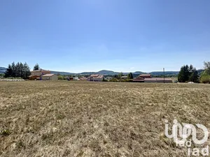 Terrain à bâtir à Saint-Germain-Laprade (43700)
