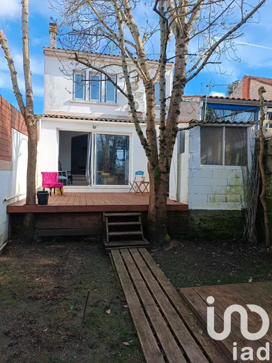 House at Saintes (17100)