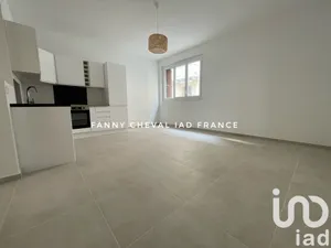 Apartment in Toulon (83000)