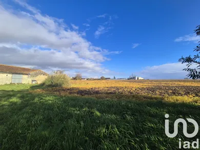 Maison de campagne à Sossais (86230)