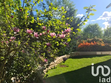 Maison traditionnelle à Bures-sur-Yvette (91440)