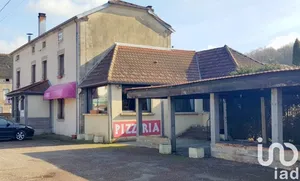 Immeuble à Fougerolles (70220)