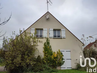 Maison traditionnelle à Moret-Loing-et-Orvanne (77250) — 7/10
