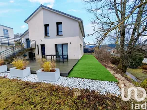 Maison traditionnelle à Villers-le-Lac (25130)