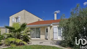 Maison à BEAUGEAY (17620)