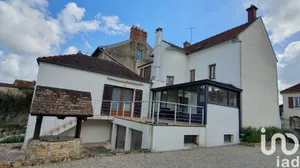 Traditional house at Saâcy-sur-Marne (77730)