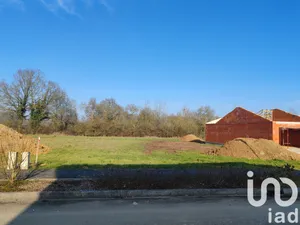 Building plot in Saint-Paul-du-Bois (49310)
