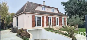 Traditional house at Saulx-les-Chartreux (91160)