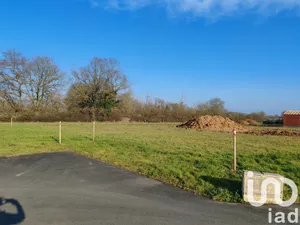 Building plot at Saint-Paul-du-Bois (49310)