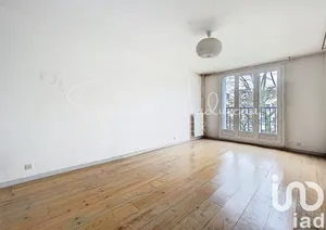 Apartment at Chevilly-Larue (94550)