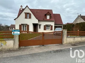 Maison traditionnelle à Saint-Benoît-du-Sault (36170)