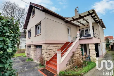 Traditional house at Sainte-Geneviève-des-Bois (91700)