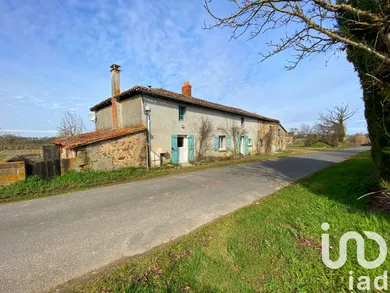 Farm at AVAILLES-LIMOUZINE (86460)