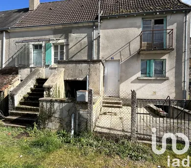 Traditional house at Le Pont-Chrétien-Chabenet (36800)