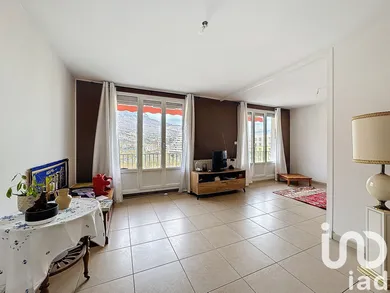 Appartement à Le Pont-de-Claix (38800)