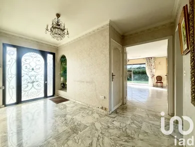 Traditional house at Morangis (91420)