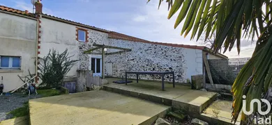 Longere at Chauché (85140)
