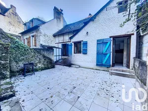 Townhouse at Terrasson-Lavilledieu (24120)