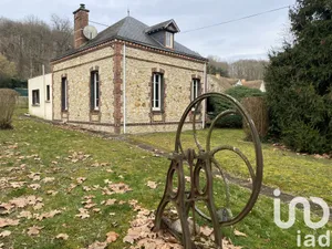 Maison à Saint-Hilarion (78125)