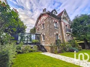 Maison à Garches (92380)