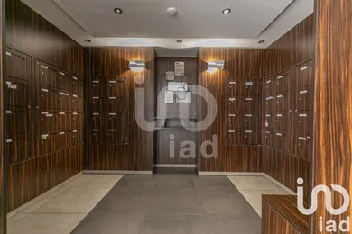 Apartment at ROMAINVILLE (93230)