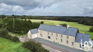 Maison à LE PLEISSIS LASTELLE (50250)