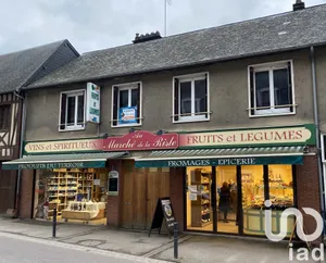Building at Montfort-sur-Risle (27290)