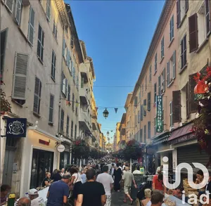 Apartment in Toulon (83000)