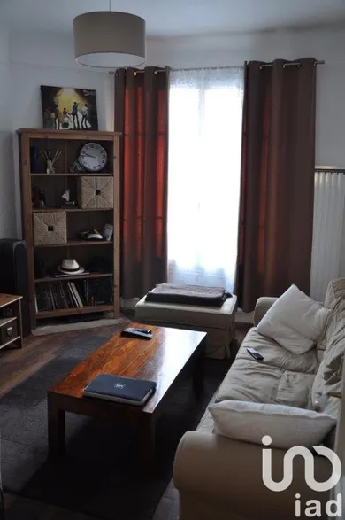 Apartment at Brunoy (91800)