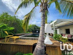 Architectural house in La Saline les Bains (97434)