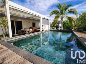 Architectural house at La Saline les Bains (97434)