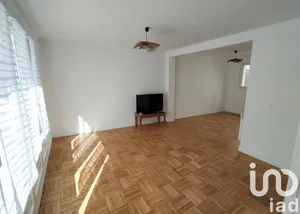 Apartment at Paris (75018)