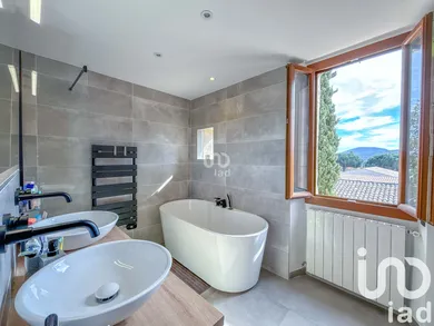 Maison de village à Le Plan-de-la-Tour (83120)