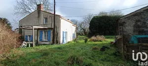 Maison de village à Bazoges-en-Pareds (85390)