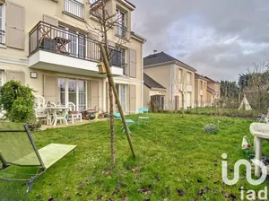 Appartement à Chevry-Cossigny (77173)