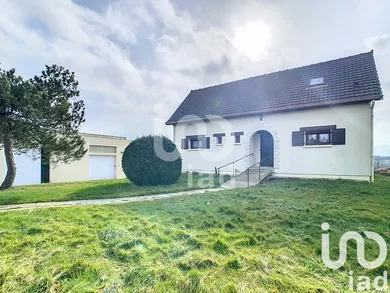 Traditional house at Montmirail (51210)