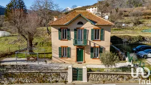 House at ROQUEBILLIERE (06450)
