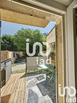 Studio à L'Isle-sur-la-Sorgue (84800)