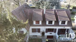 Maison à Sainte-Geneviève-des-Bois (91700)