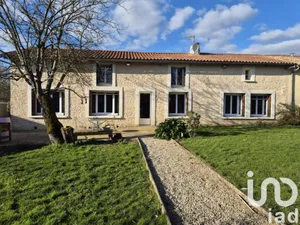 Park home at Rom (79120)