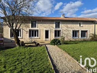 Maison de campagne à Rom (79120)