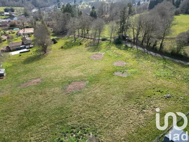 Terrain à bâtir à Saint-Priest-Taurion (87480)