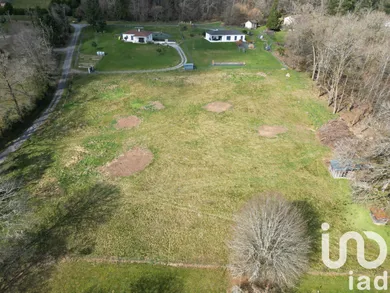 Terrain à bâtir à Saint-Priest-Taurion (87480)