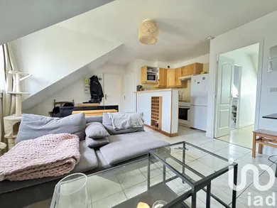Apartment at Évry (91000)
