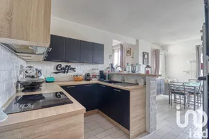 Appartement à La Chapelle-en-Serval (60520)