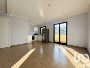 Apartment at Villejuif (94800)